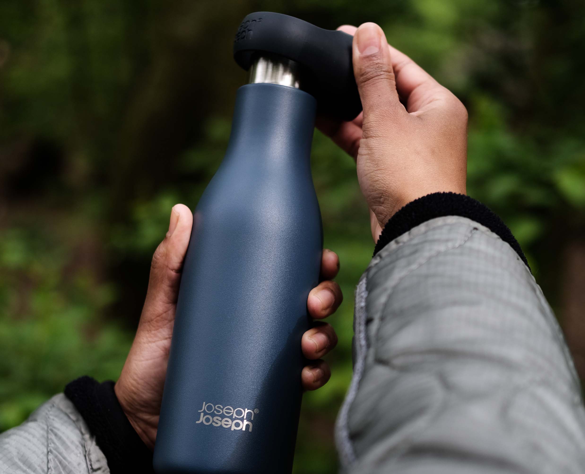 Gourde Isotherme Bleue en Inox 500ml Loop™ - Image 3