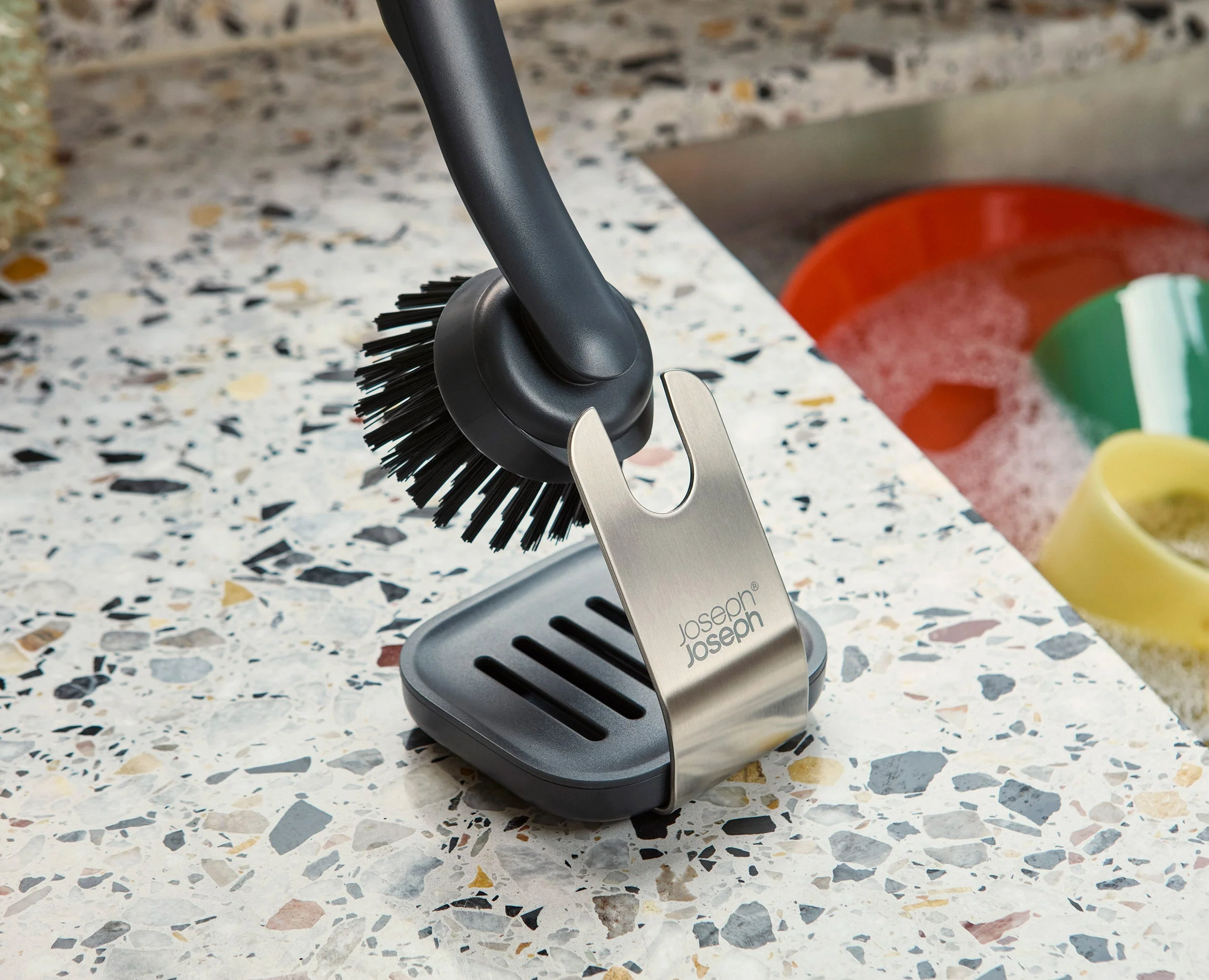 Brosse à Vaisselle et Distributeur de Savon avec Support Inox et 6 Têtes de Rechange - Image 2