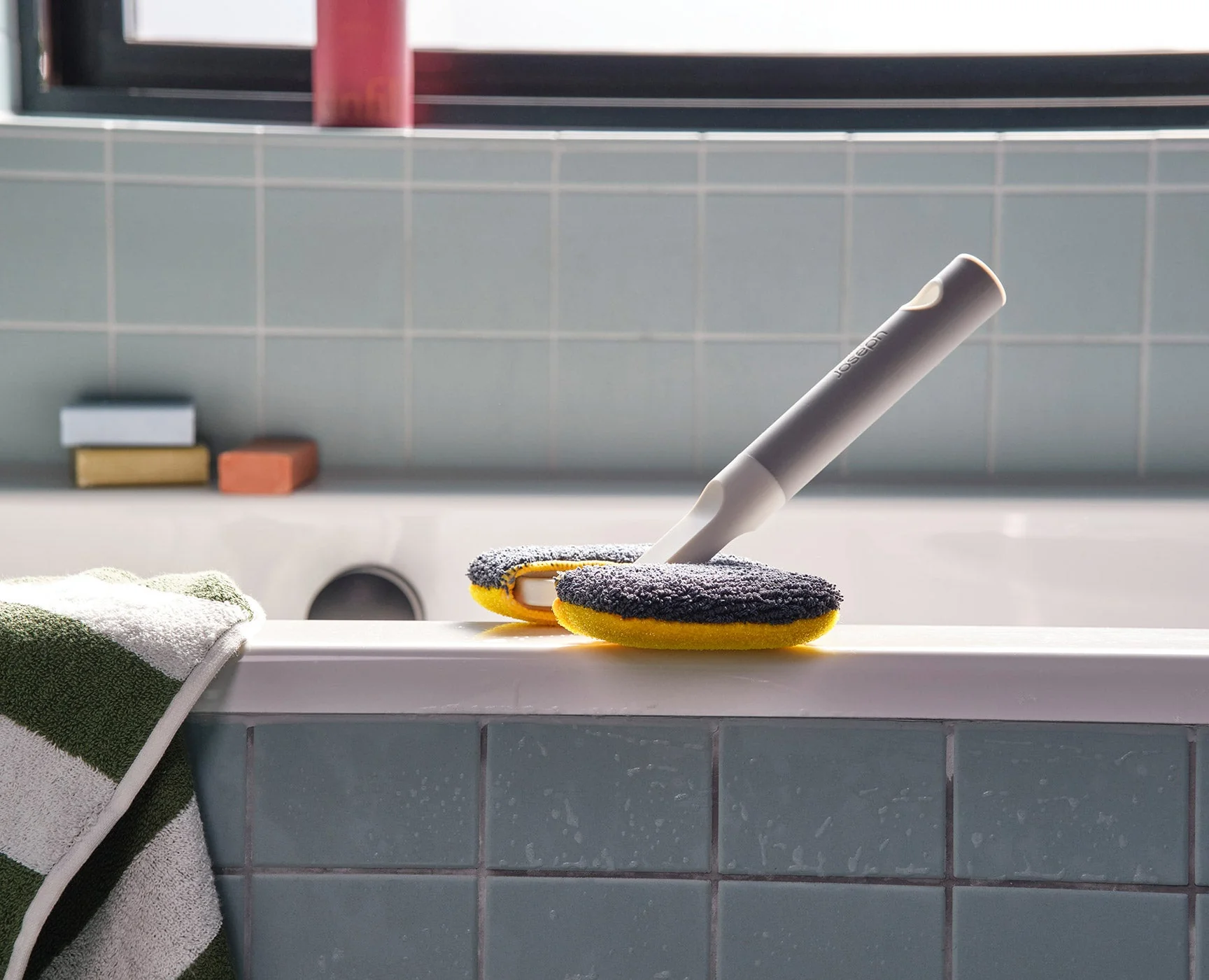 Brosse avec Éponge à Récurer & Abrasive CleanTech™ - Image 2