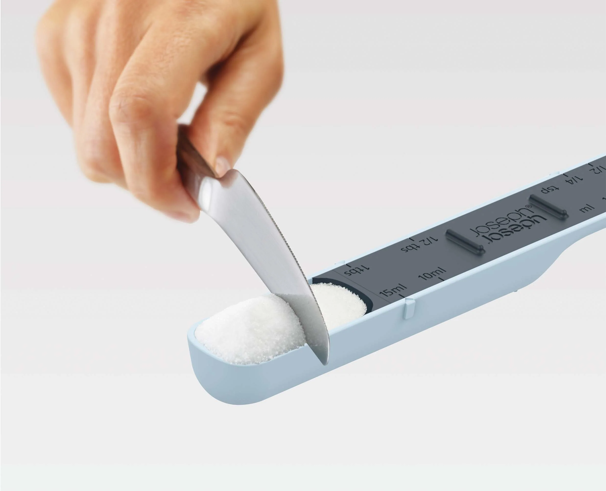 Cuillère à Mesurer Réglable en Bleu Measure-Up™ - Image 4