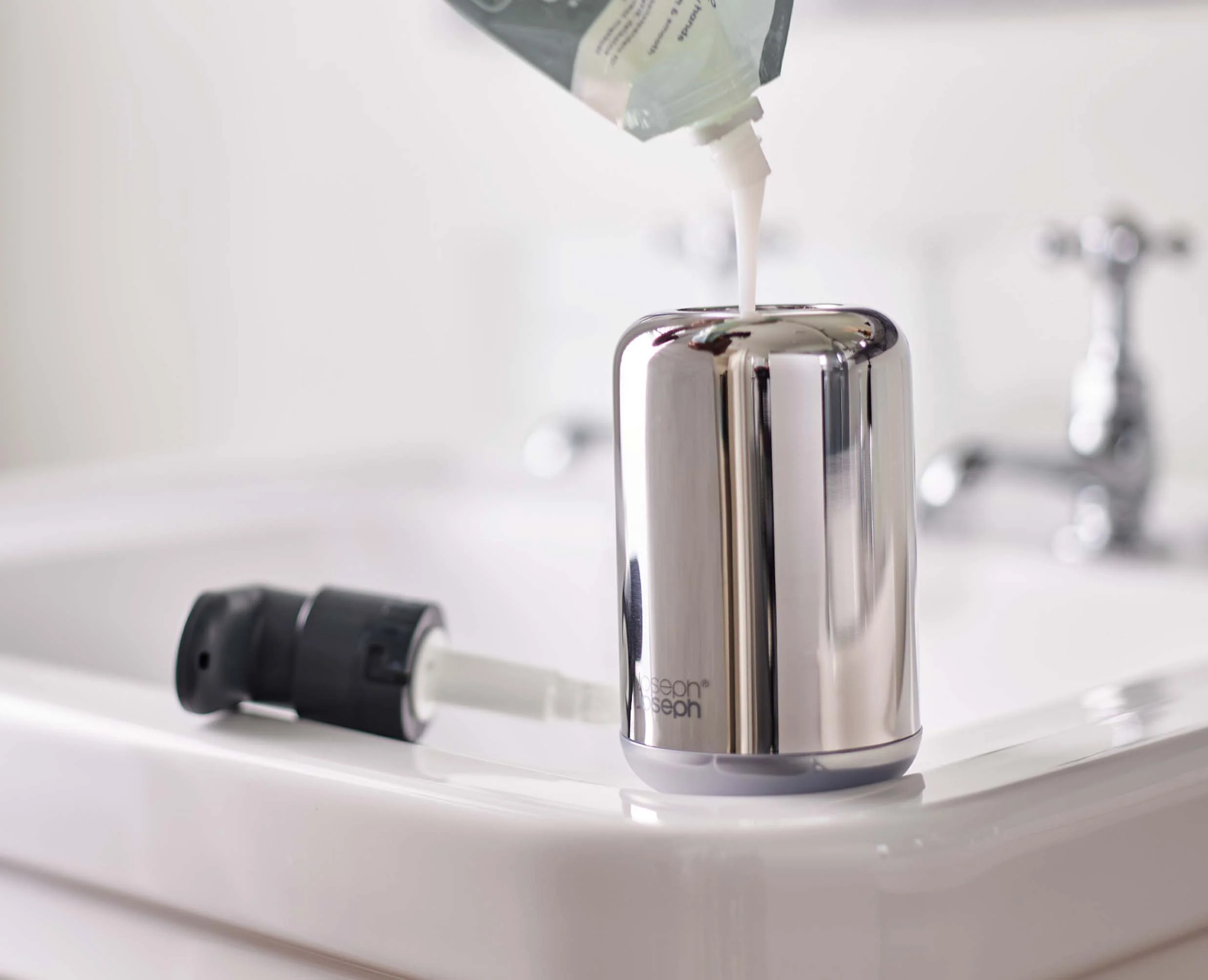 Distributeur de Savon Inox EasyStore™ Luxe - Image 6