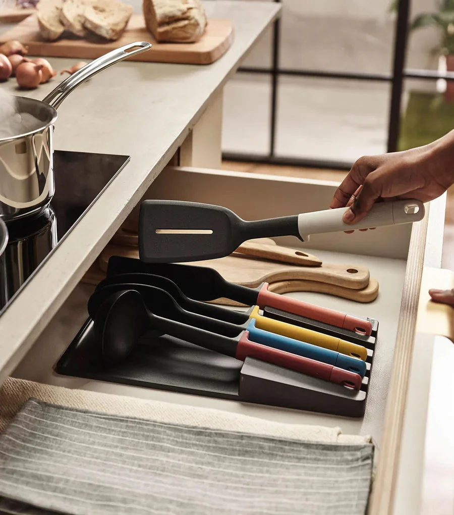 Set de 5 Ustensiles Multicolore et Plateau de Rangement Elevate™ Utensils Store - Image 2
