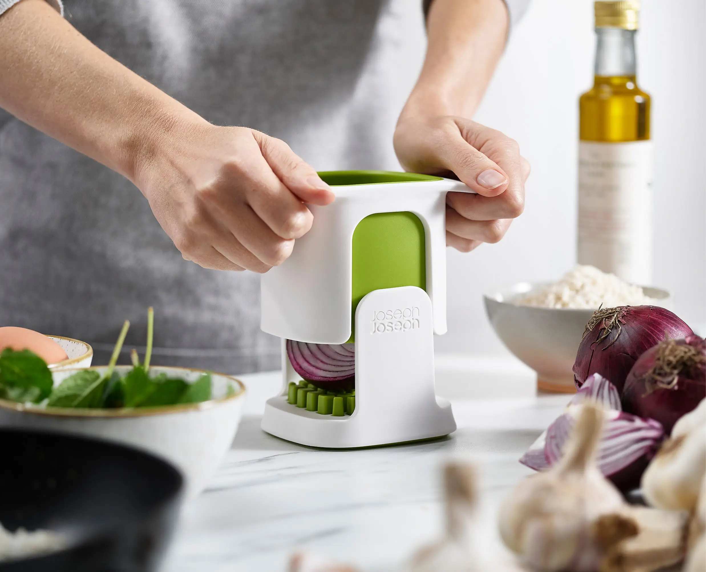Hachoir à Légumes Facile à Utiliser Blanc ChopCup™ - Image 3