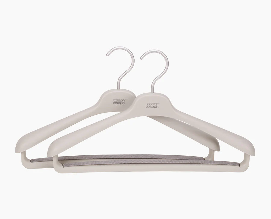Set de 2 cintres écrus pour costumes et manteaux Orderly™