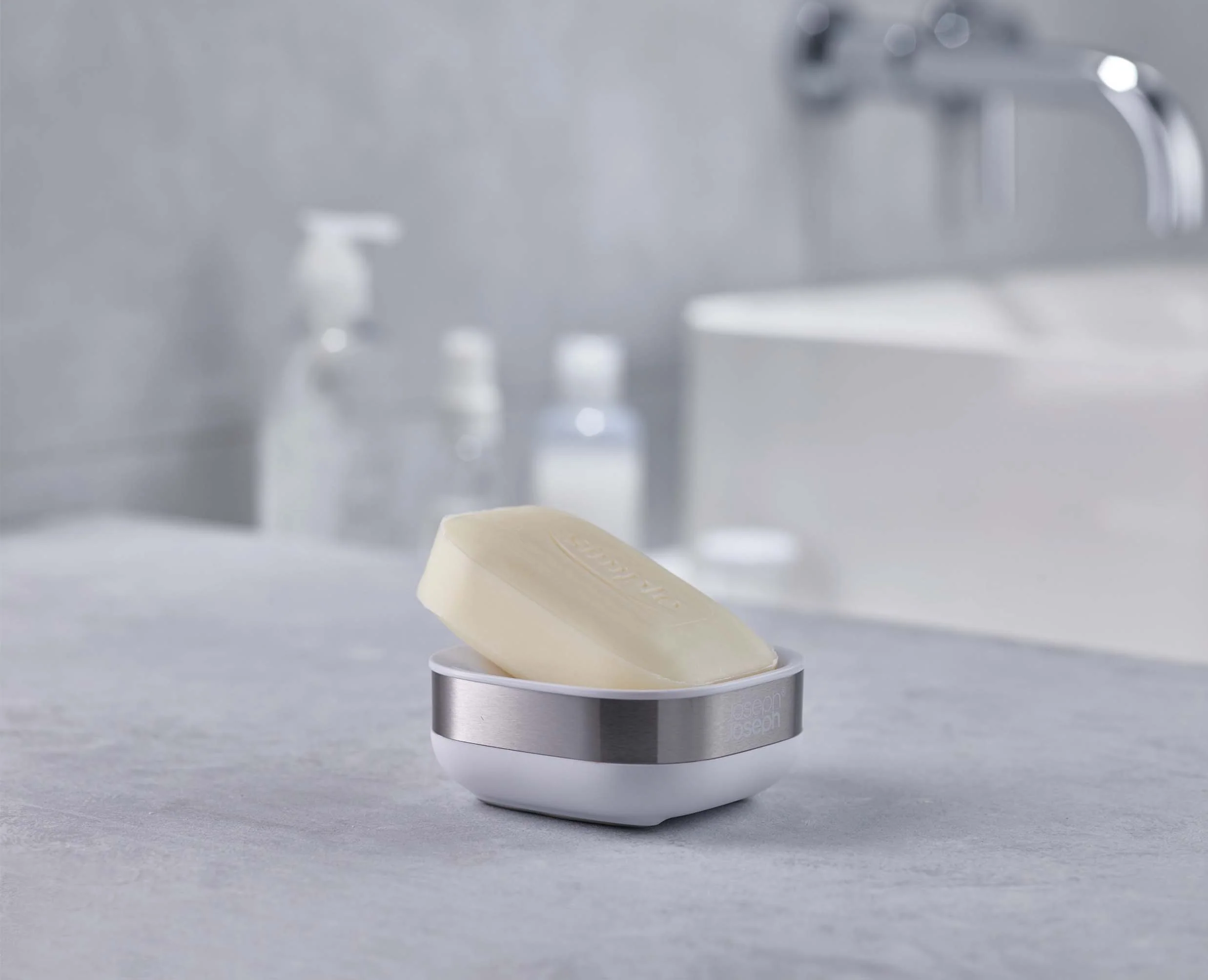Porte-savon Slim™ compact en acier - Image 3