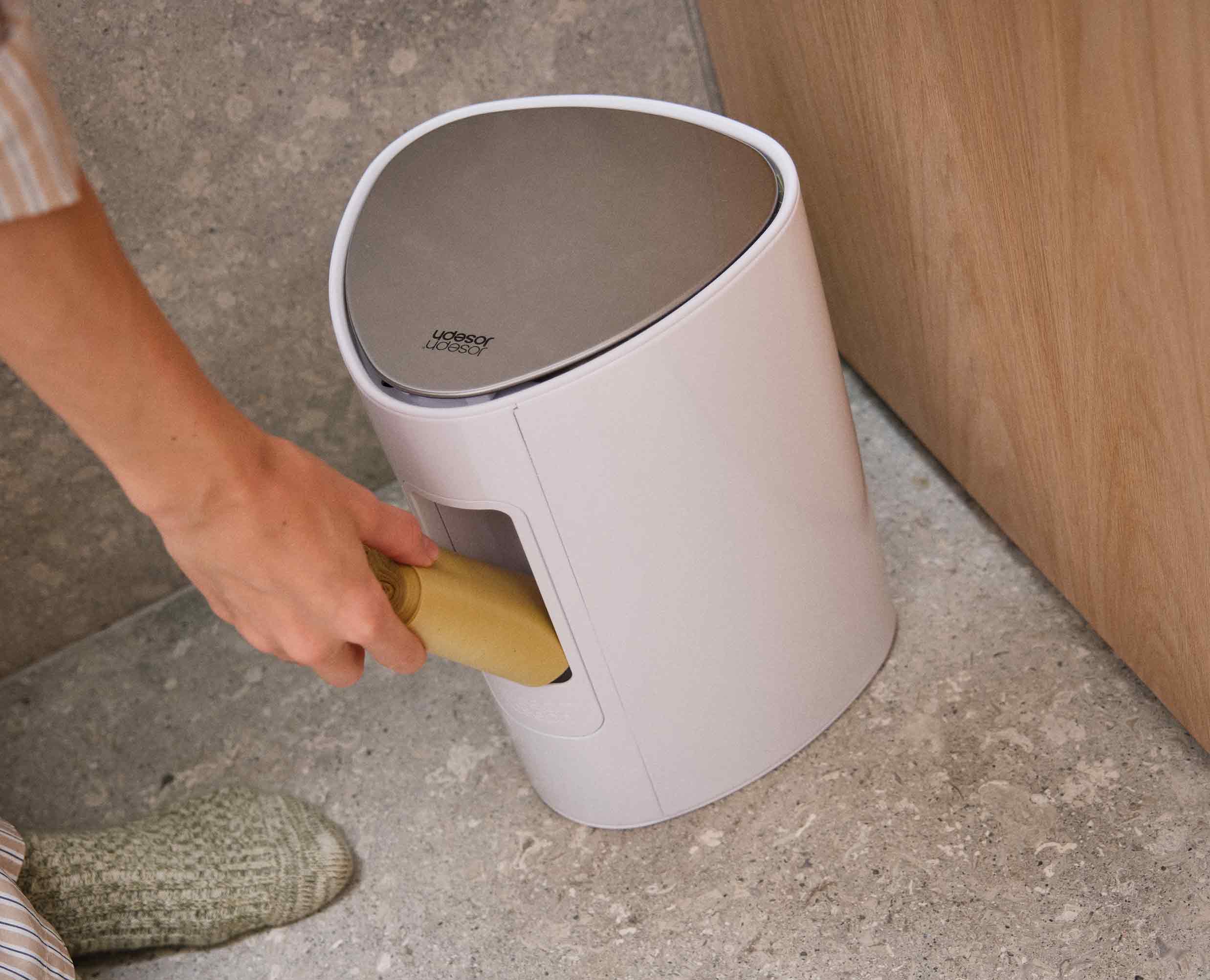 Poubelle de Salle de Bain 5L Blanc Brillant EasyStore™ - Image 5