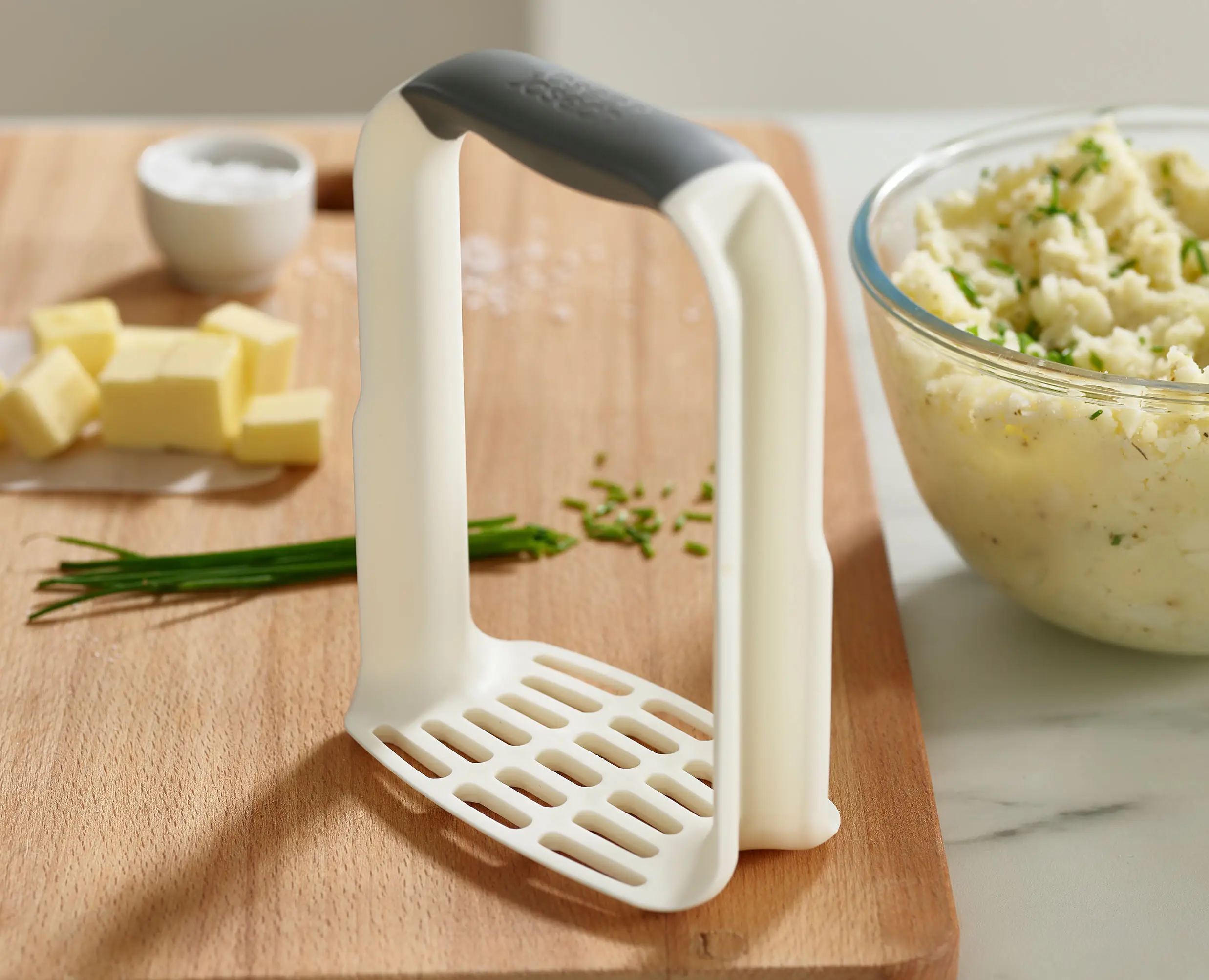 Presse-Purée Ergonomique Blanc Easy-Mash™ - Image 3