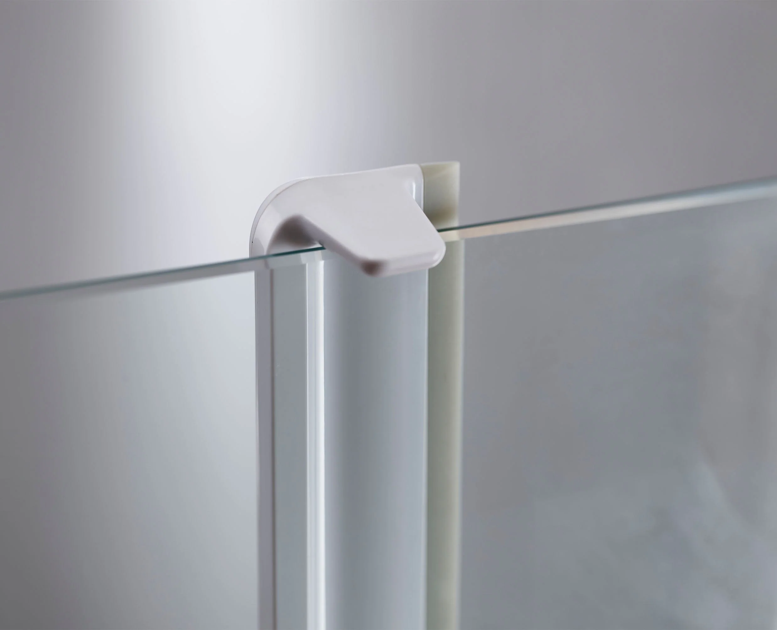 Raclette de Douche Compacte Blanche EasyStore™ - Image 4