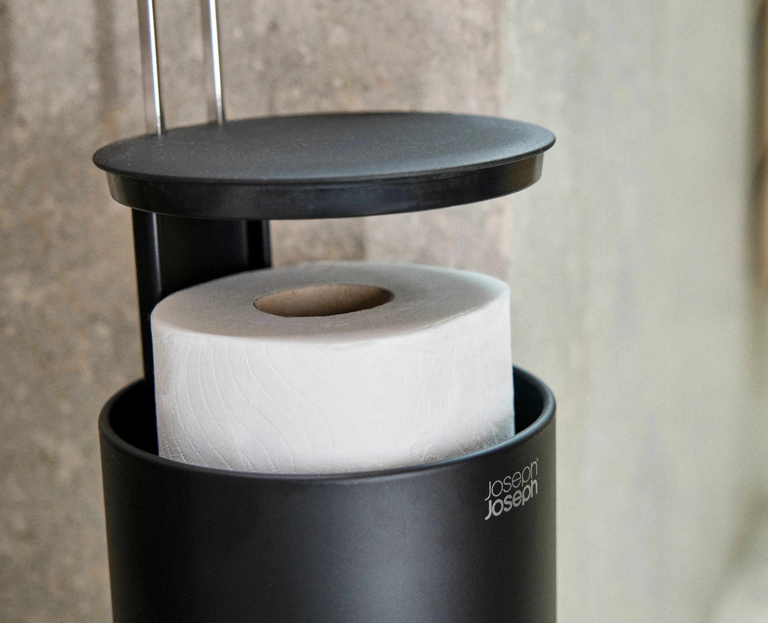 Rangement pour Papier Toilette avec Dérouleur Noir EasyStore™ - Image 4