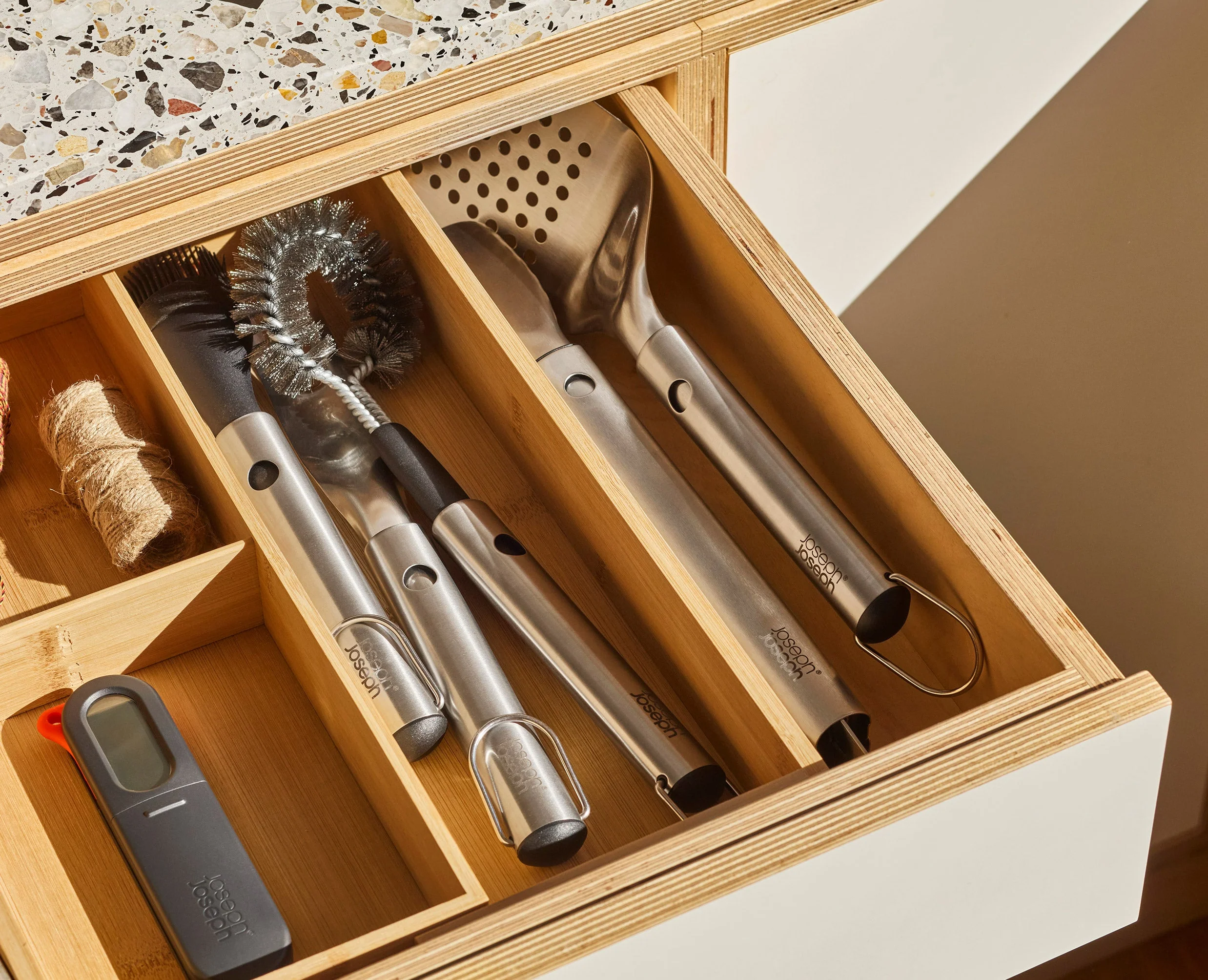 Set de 6 Ustensiles de Barbecue avec Manches Extensibles GrillOut - Image 5