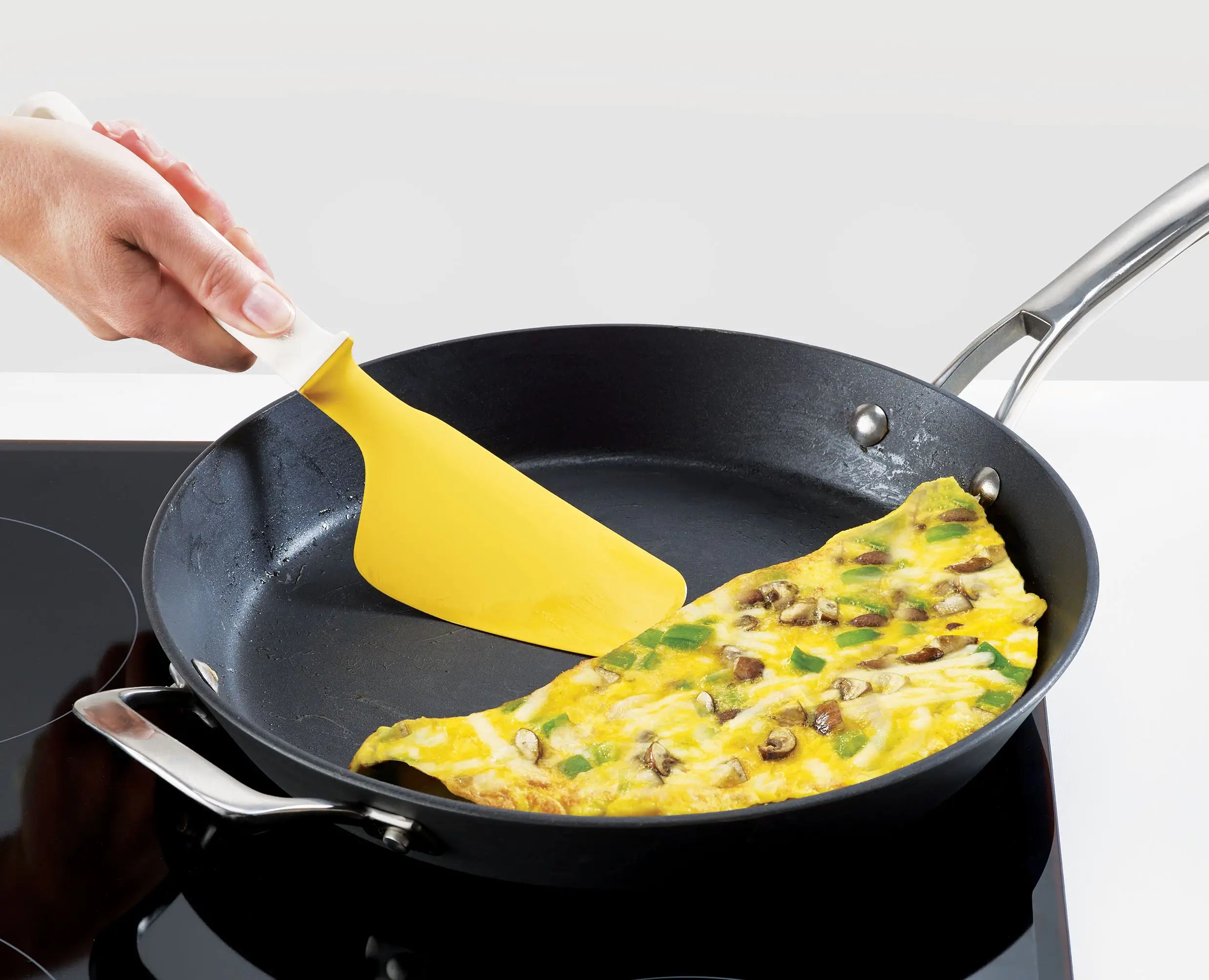Spatule à Œuf Multifonction en Silicone Jaune Elevate™ - Image 3
