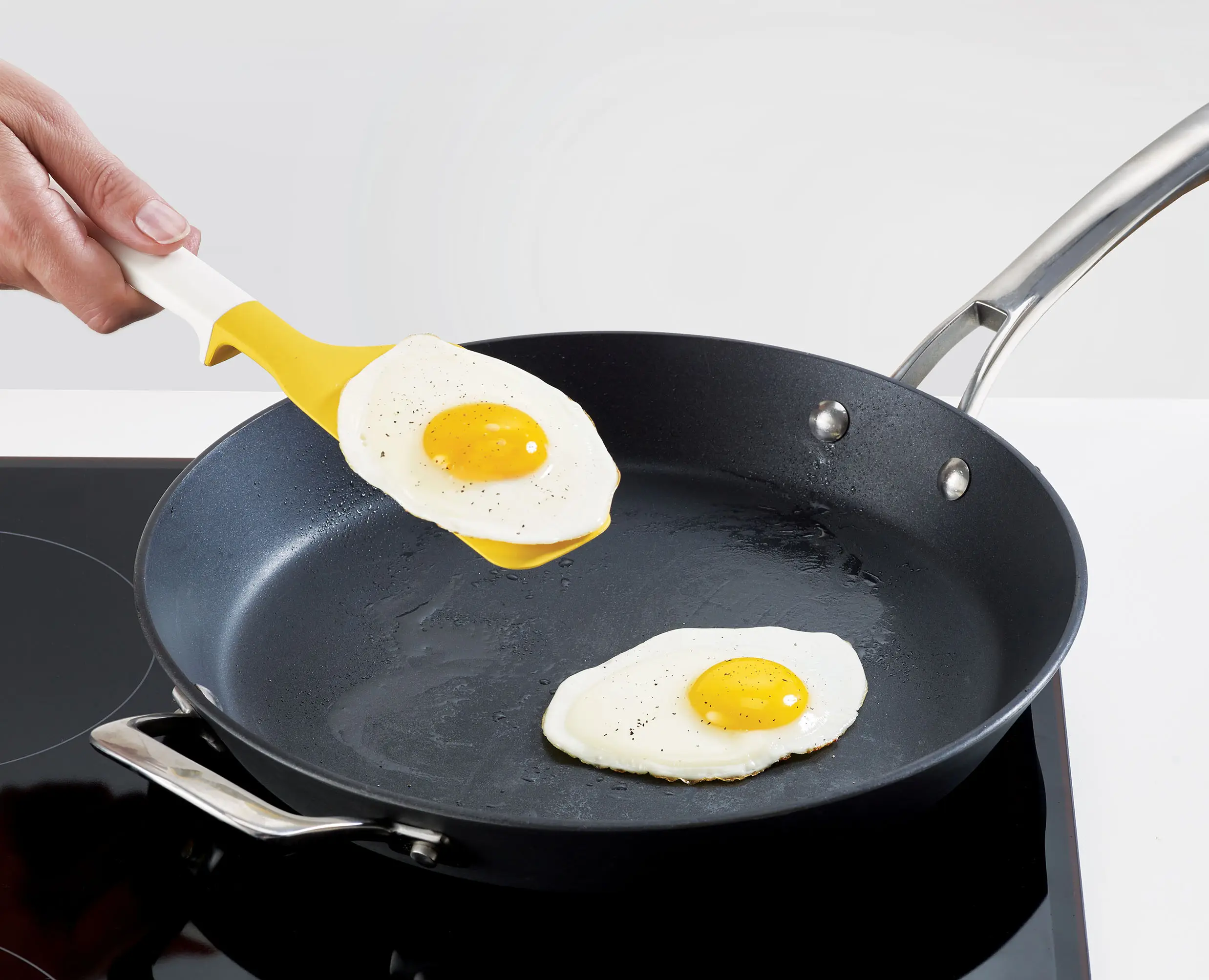 Spatule à Œuf Multifonction en Silicone Jaune Elevate™ - Image 5