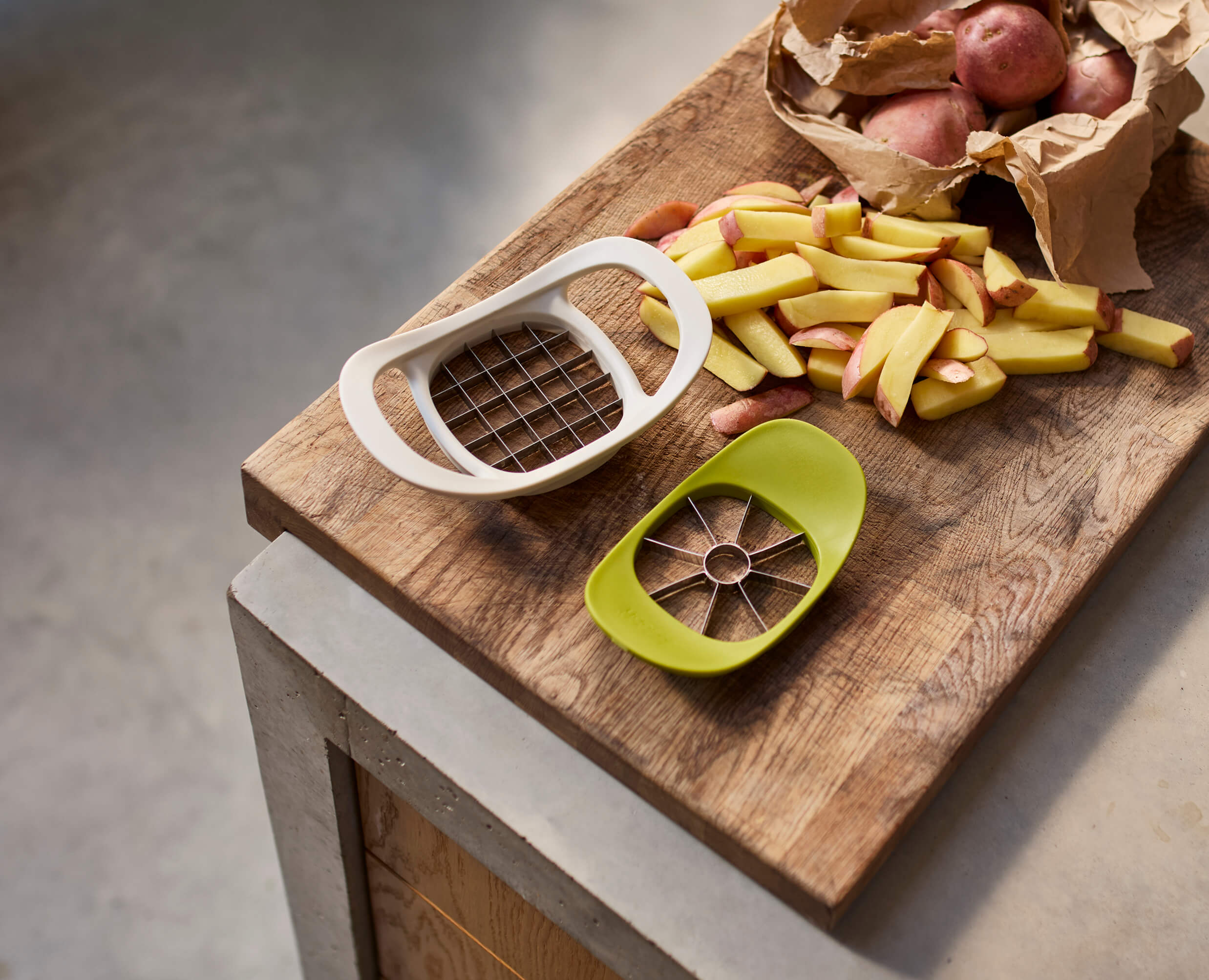 Vide Pommes et Trancheur 2-en-1 Nest™ Press - Image 4